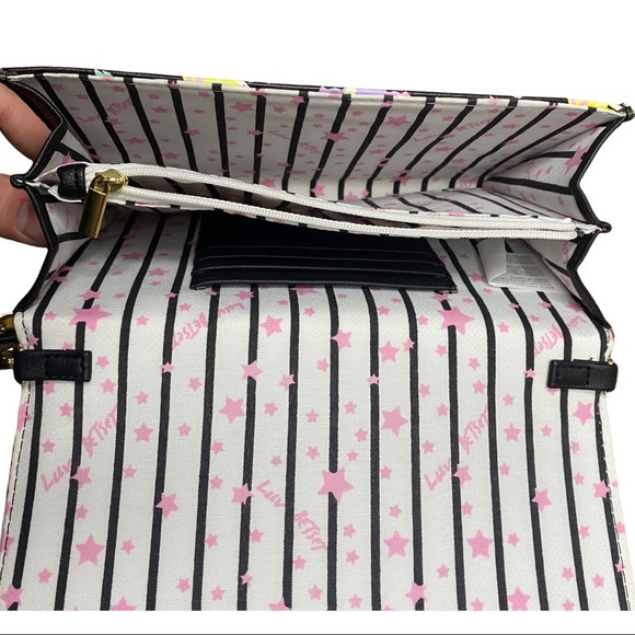 Betsy Johnson Kitsch Cat Floral Print Crossbody Chain Purse - Picture 7 of 9